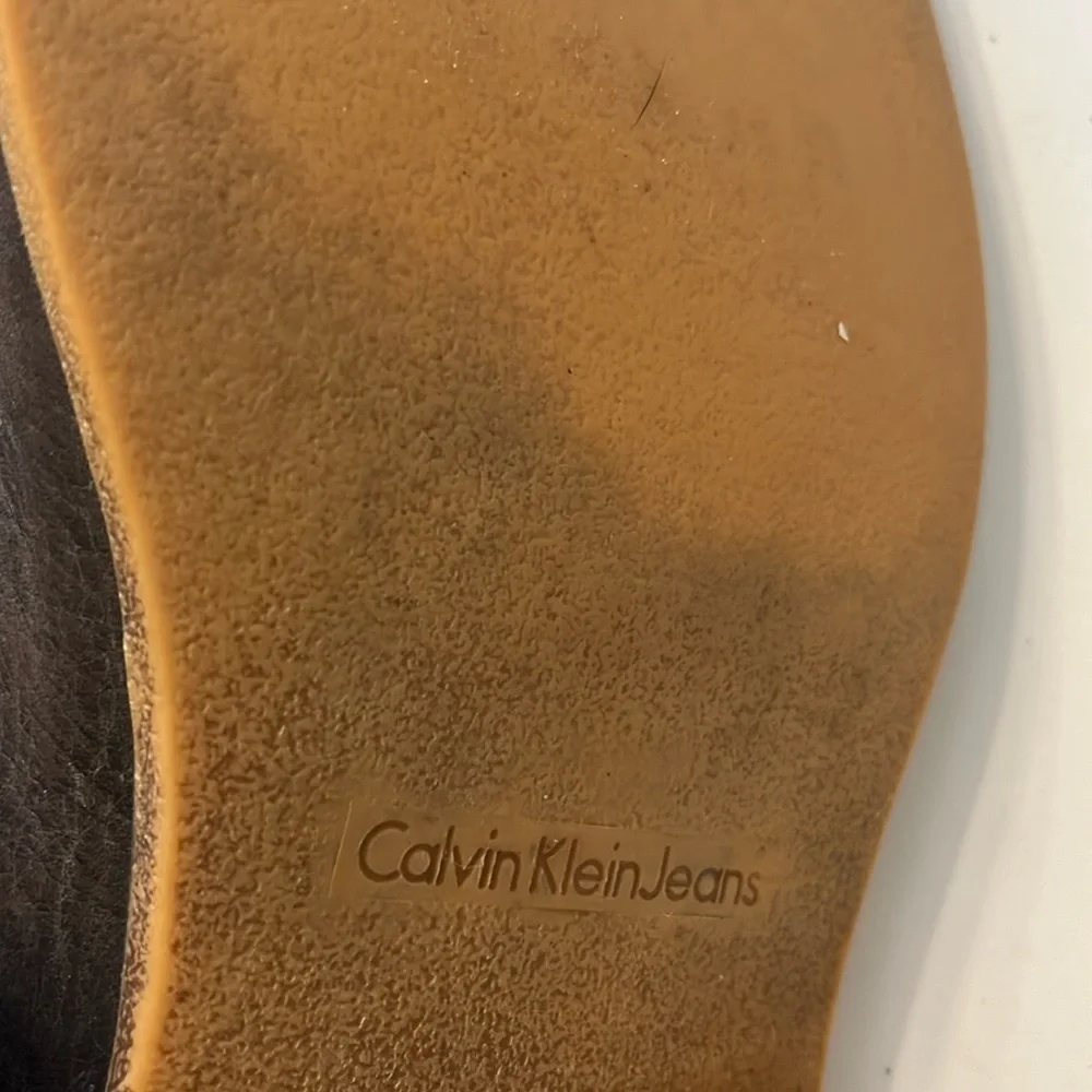Calvin Klein Jeans Quent Neutral Gray Brown Leather Chukka Lace Up boot size 9